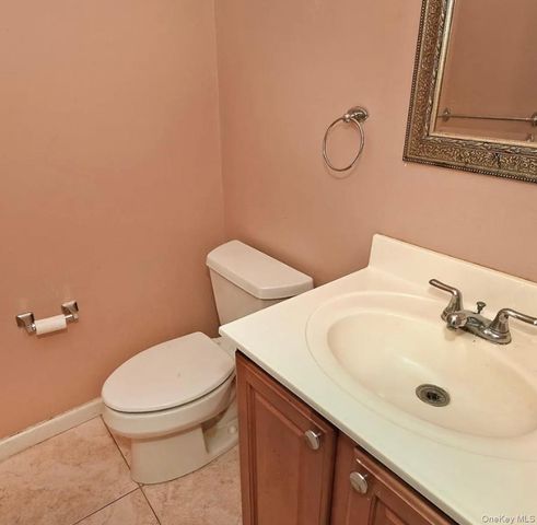 16A Inwood Road, Port Washington, NY 11050