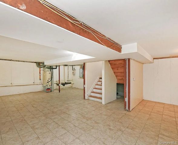 16A Inwood Road, Port Washington, NY 11050