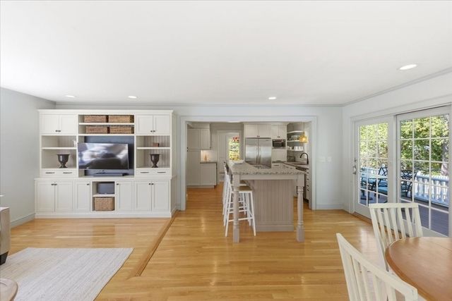 78 Westchester Drive, Westwood, MA 02090