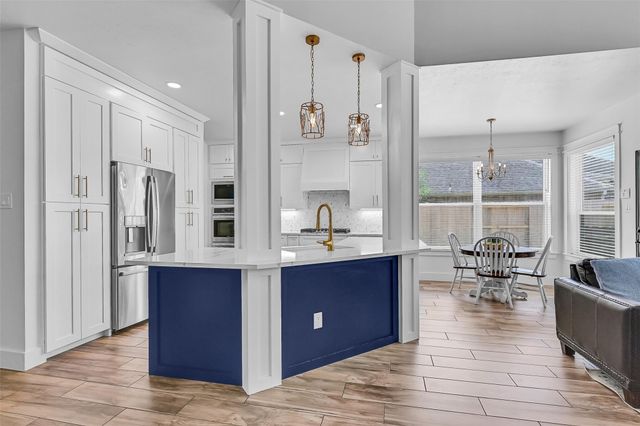 3105 Autumn Leaf Drive, Friendswood, TX 77546