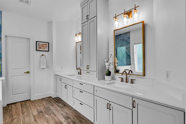3105 Autumn Leaf Drive, Friendswood, TX 77546