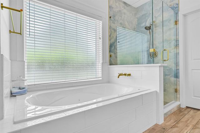 3105 Autumn Leaf Drive, Friendswood, TX 77546