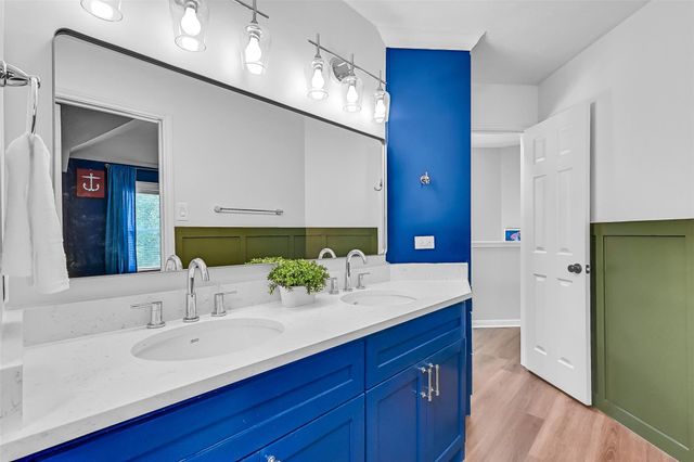 3105 Autumn Leaf Drive, Friendswood, TX 77546