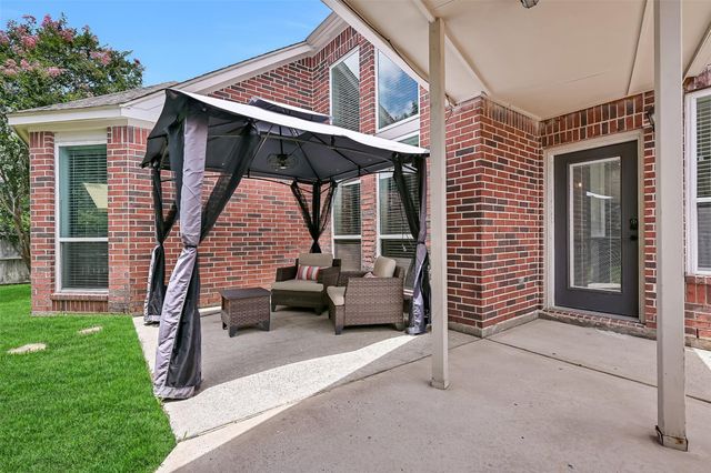 3105 Autumn Leaf Drive, Friendswood, TX 77546