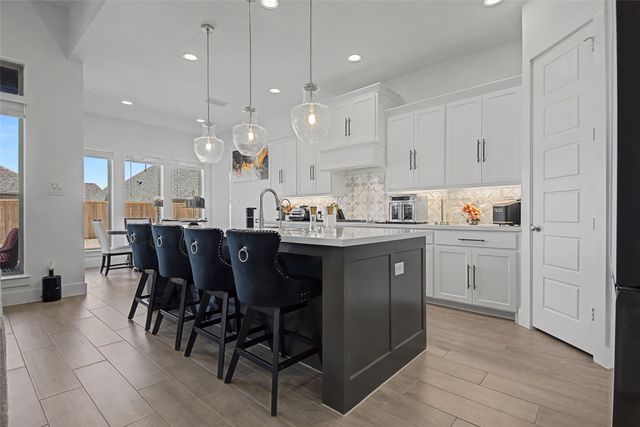 1220 Whitecliff Drive, Forney, TX 75126