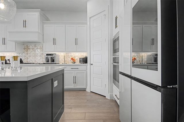 1220 Whitecliff Drive, Forney, TX 75126