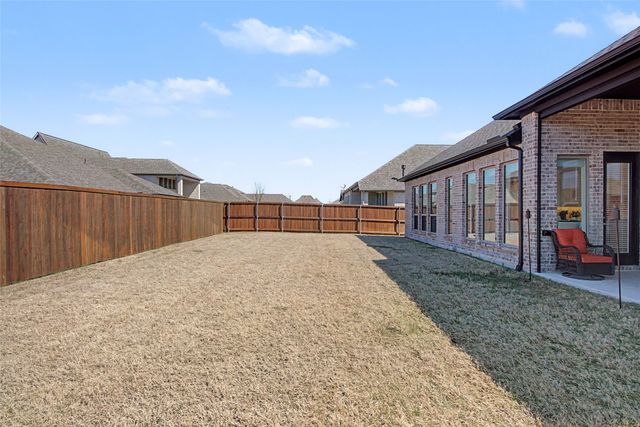 1220 Whitecliff Drive, Forney, TX 75126