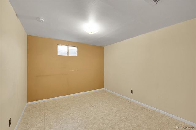 9083 W Iowa Avenue, Lakewood, CO 80232