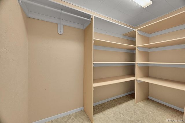 9083 W Iowa Avenue, Lakewood, CO 80232