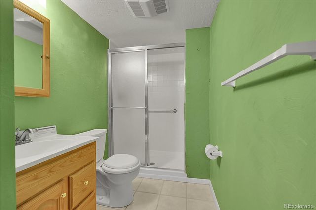 9083 W Iowa Avenue, Lakewood, CO 80232