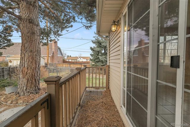 9083 W Iowa Avenue, Lakewood, CO 80232