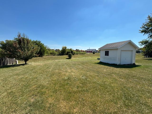 702 Plum Street, Dekalb, IL 60115