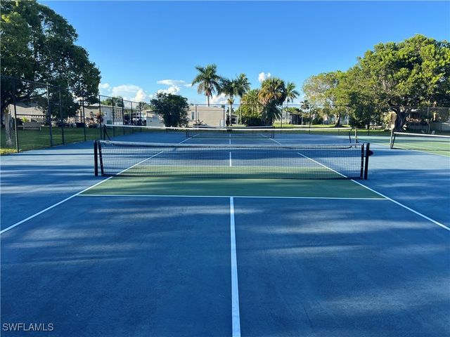 120 Grassy Key LN 38, Naples, FL 34114