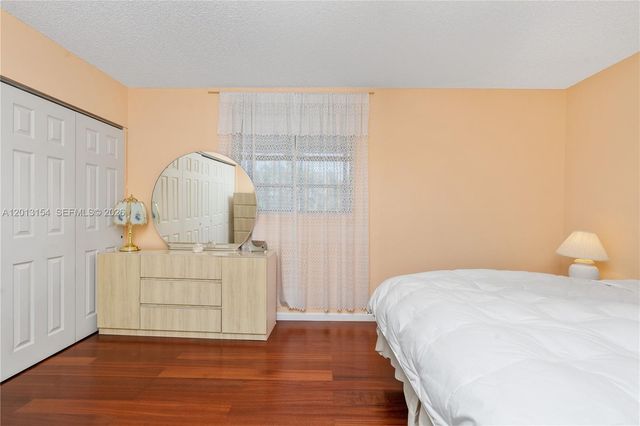 20401 NE 30th Ave 416-8, Aventura, FL 33180