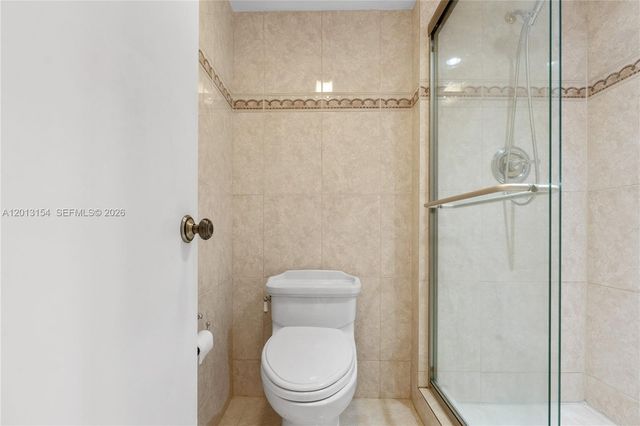 20401 NE 30th Ave 416-8, Aventura, FL 33180