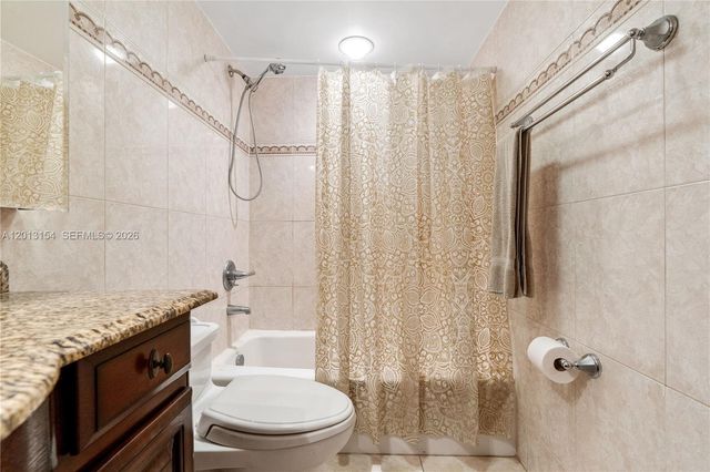 20401 NE 30th Ave 416-8, Aventura, FL 33180