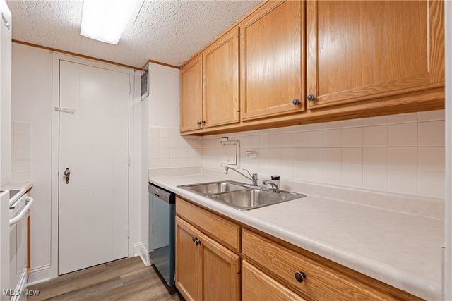 19201 Van Aken Boulevard 211, Shaker Heights, OH 44122