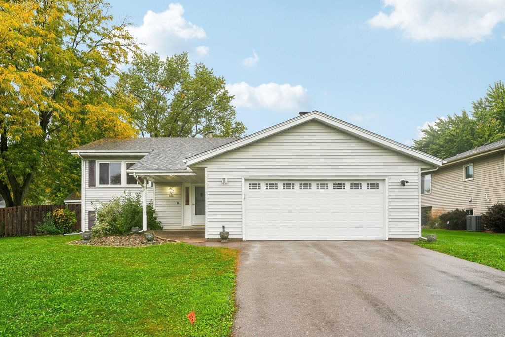810 Clearbrook Lane, Vadnais Heights, MN 55127 — photo 3