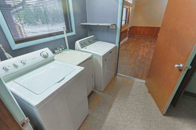 1605 E Jefferson Boulevard, South Bend, IN 46617