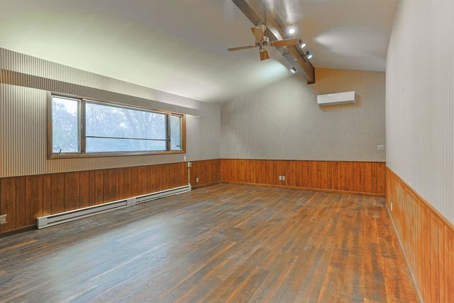 1605 E Jefferson Boulevard, South Bend, IN 46617