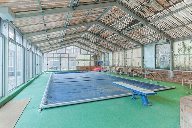 1605 E Jefferson Boulevard, South Bend, IN 46617