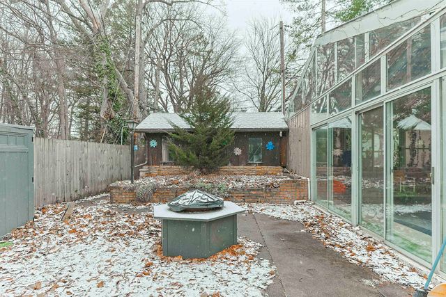 1605 E Jefferson Boulevard, South Bend, IN 46617