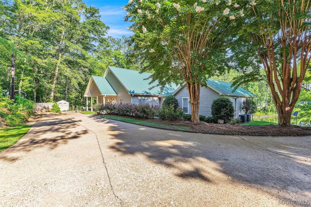 141 2nd Street, Eclectic, AL 36024