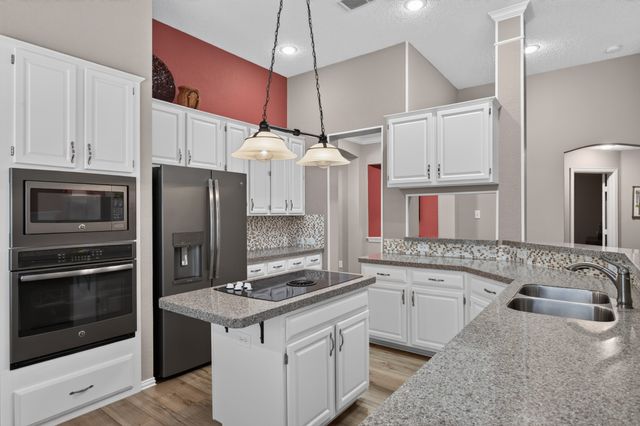 2112 Monticello Circle, Plano, TX 75075