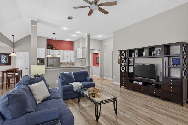 2112 Monticello Circle, Plano, TX 75075