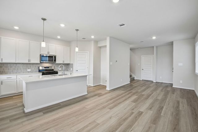 716 Sand Dollar Drive, Kemah, TX 77565