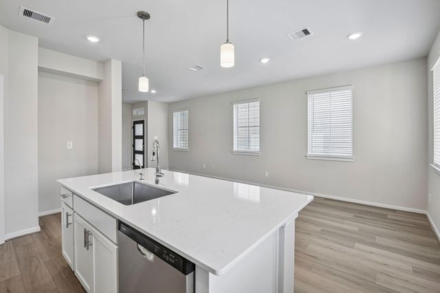 716 Sand Dollar Drive, Kemah, TX 77565