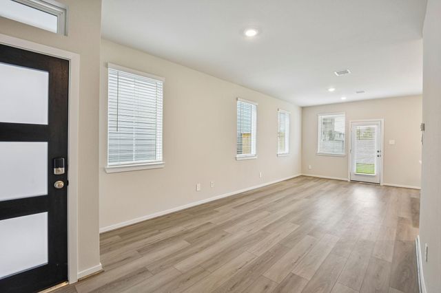 716 Sand Dollar Drive, Kemah, TX 77565