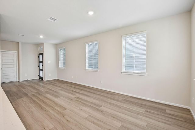 716 Sand Dollar Drive, Kemah, TX 77565