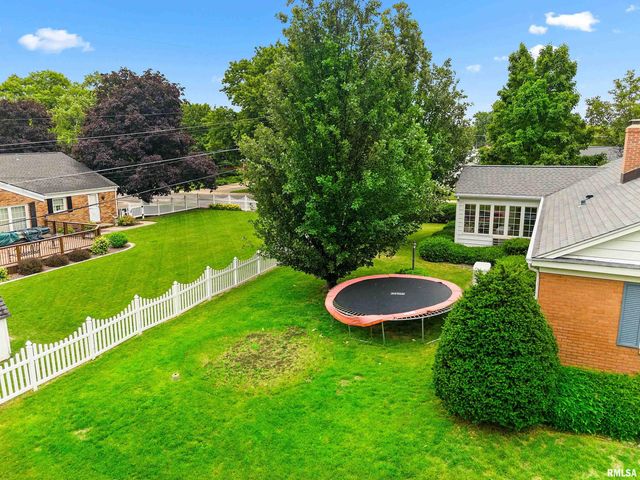 601 S WEST Street, Tremont, IL 61568