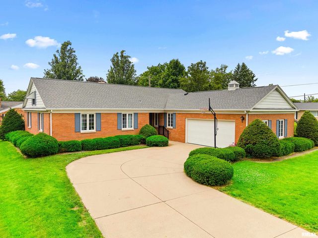 601 S WEST Street, Tremont, IL 61568