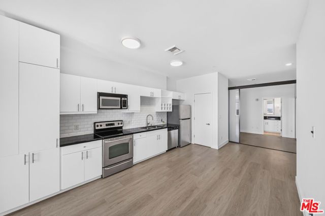 3810 Wilshire Boulevard 1108, Los Angeles, CA 90010
