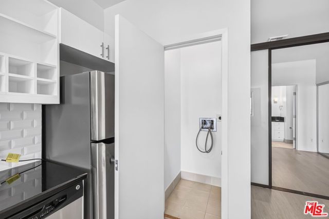 3810 Wilshire Boulevard 1108, Los Angeles, CA 90010