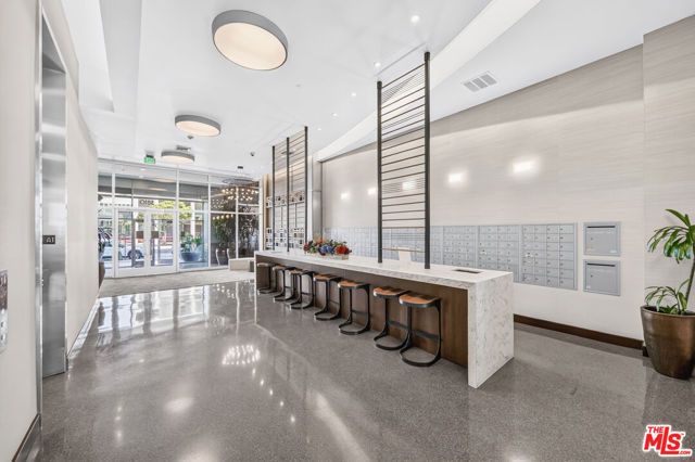 3810 Wilshire Boulevard 1108, Los Angeles, CA 90010