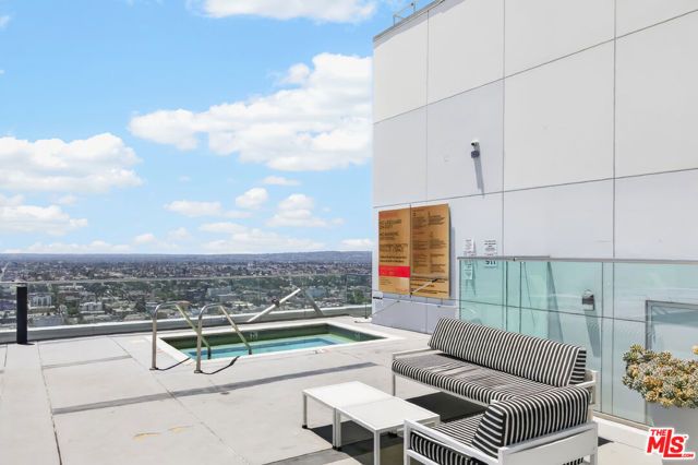 3810 Wilshire Boulevard 1108, Los Angeles, CA 90010