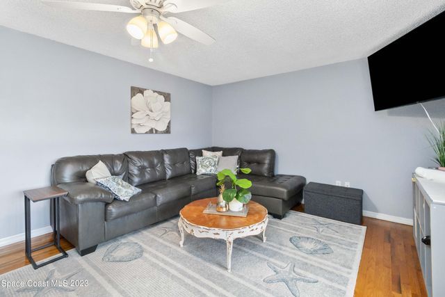 1531 Vista Lake Circle, Melbourne, FL 32904