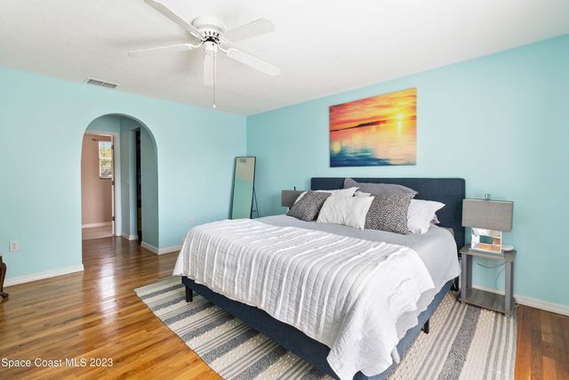 1531 Vista Lake Circle, Melbourne, FL 32904