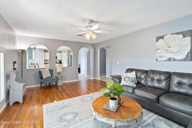 1531 Vista Lake Circle, Melbourne, FL 32904