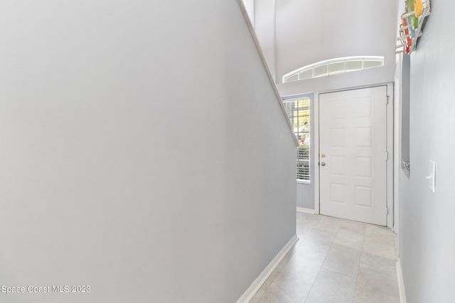 1531 Vista Lake Circle, Melbourne, FL 32904