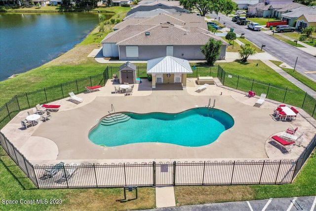 1531 Vista Lake Circle, Melbourne, FL 32904