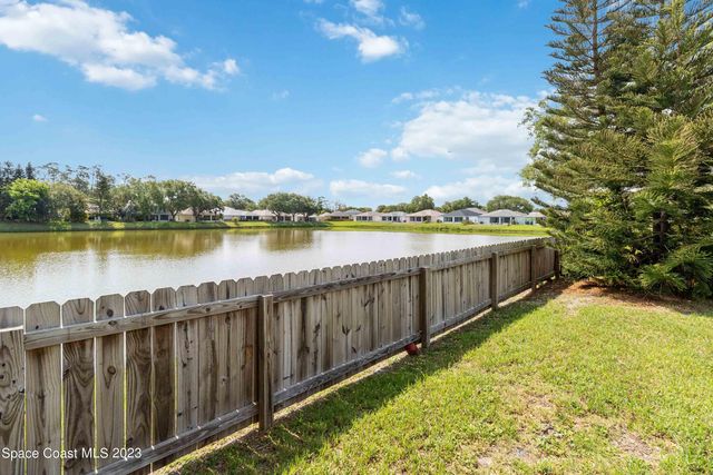 1531 Vista Lake Circle, Melbourne, FL 32904