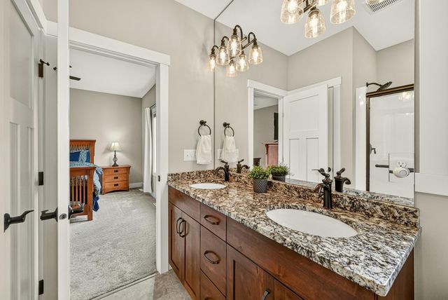 2238 Glady Lane NE, Rochester, MN 55906
