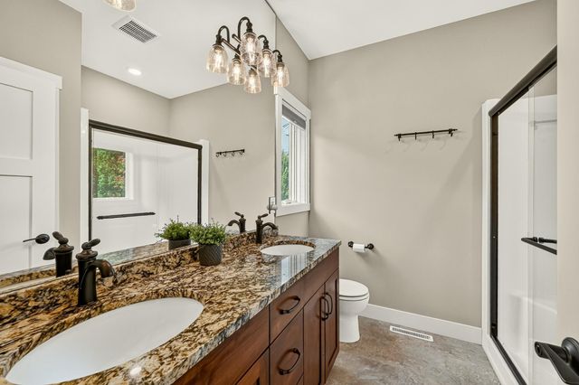 2238 Glady Lane NE, Rochester, MN 55906