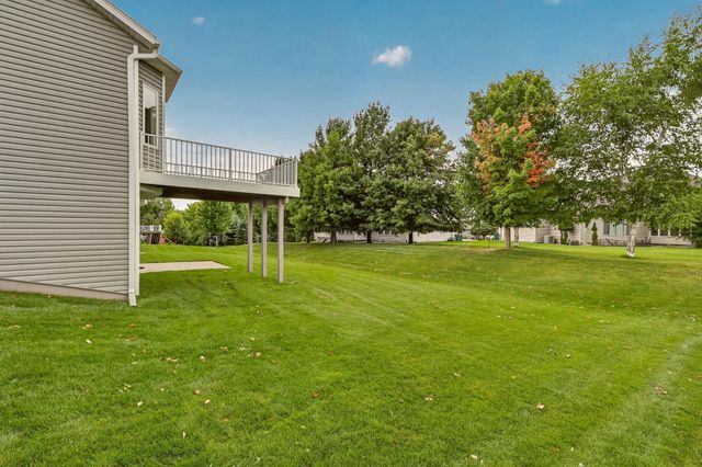 2238 Glady Lane NE, Rochester, MN 55906