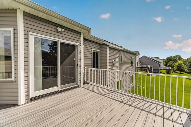 2238 Glady Lane NE, Rochester, MN 55906