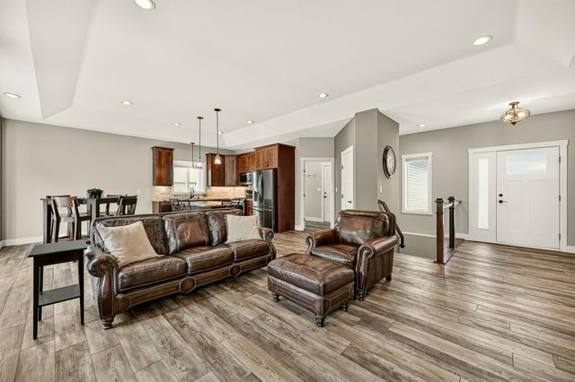 2238 Glady Lane NE, Rochester, MN 55906